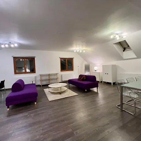 Loft Am Hauptplatz * Gloggnitz