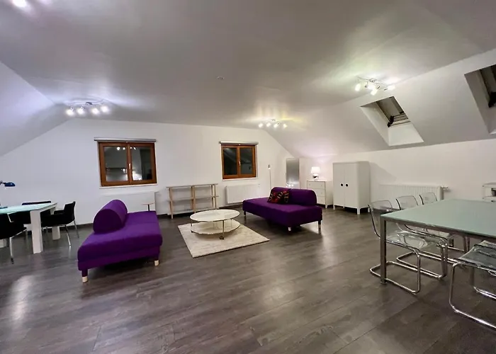 Loft Am Hauptplatz * Gloggnitz